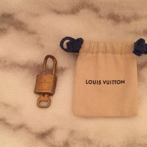 Louie Vuitton padlock key 300 handbag lock
